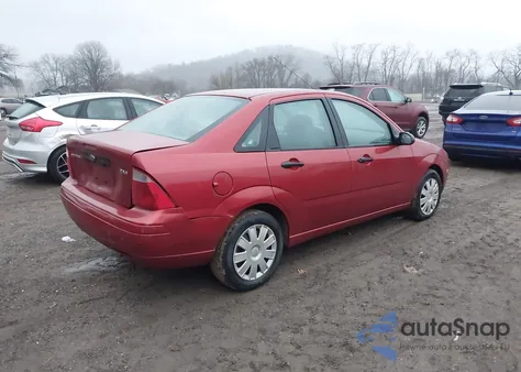 2005 Ford Focus Zx4 из США, поврежденный, VIN 1FAFP34N75W138996